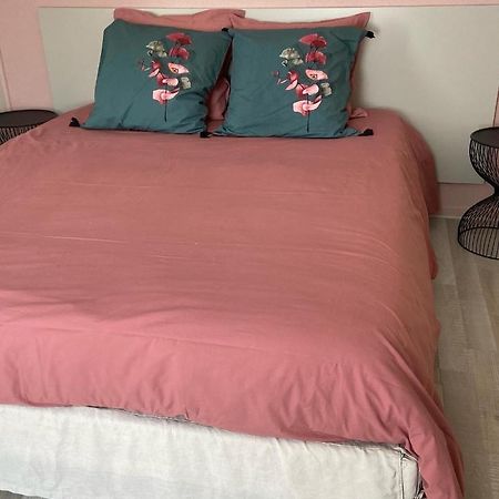 Bed and Breakfast La Rose Des Vents Saint-Symphorien-de-Marmagne Esterno foto
