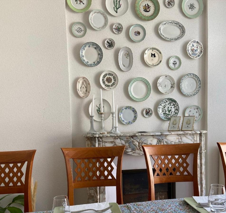 Bed and Breakfast La Rose Des Vents Saint-Symphorien-de-Marmagne Esterno foto